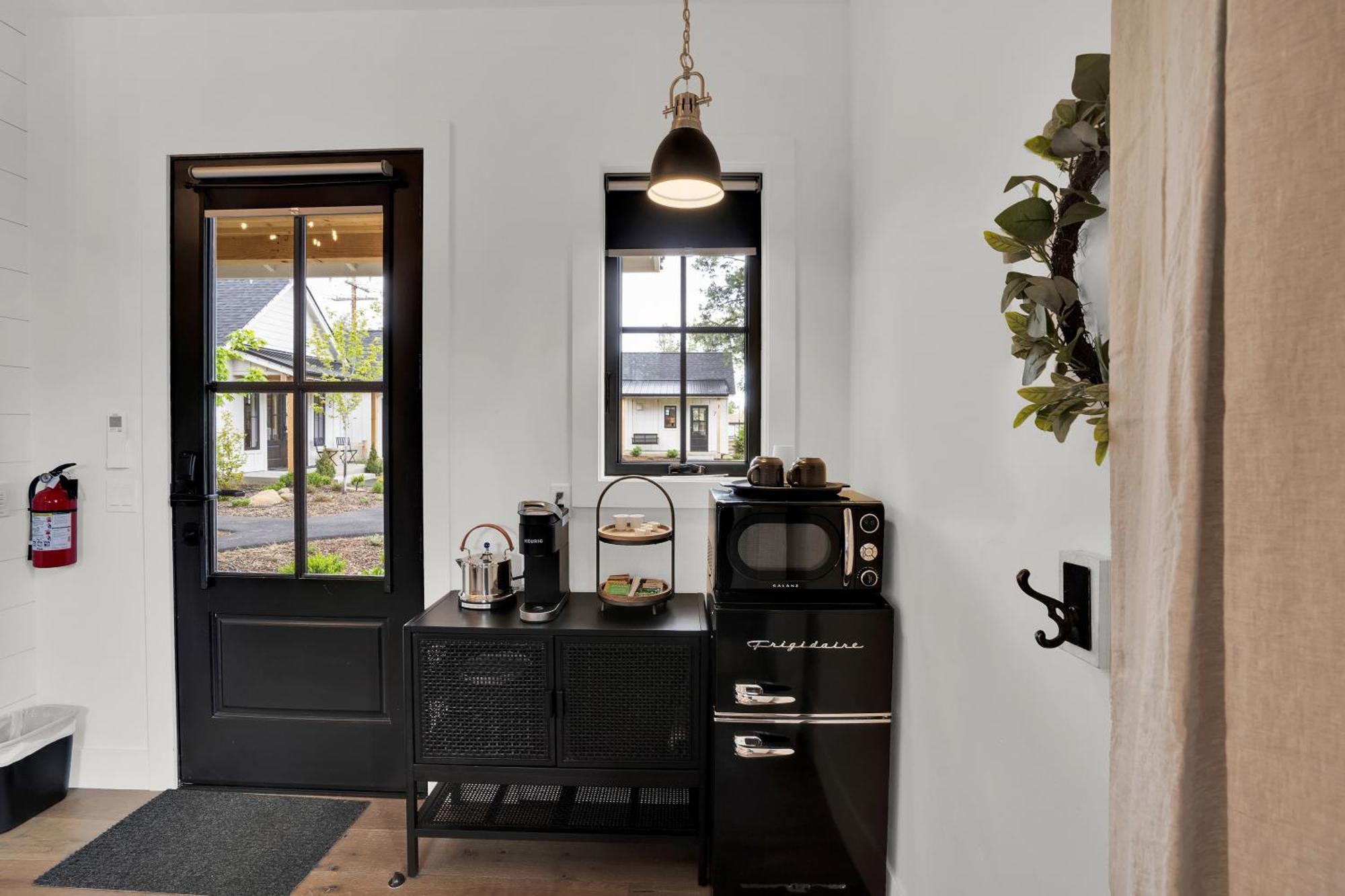 The Scout Boutique Cottages Sisters Dış mekan fotoğraf